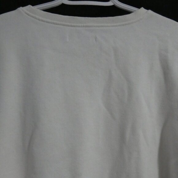CANIFA | medium | Classic Solid White Crewneck Sweatshirt - Picture 11 of 16
